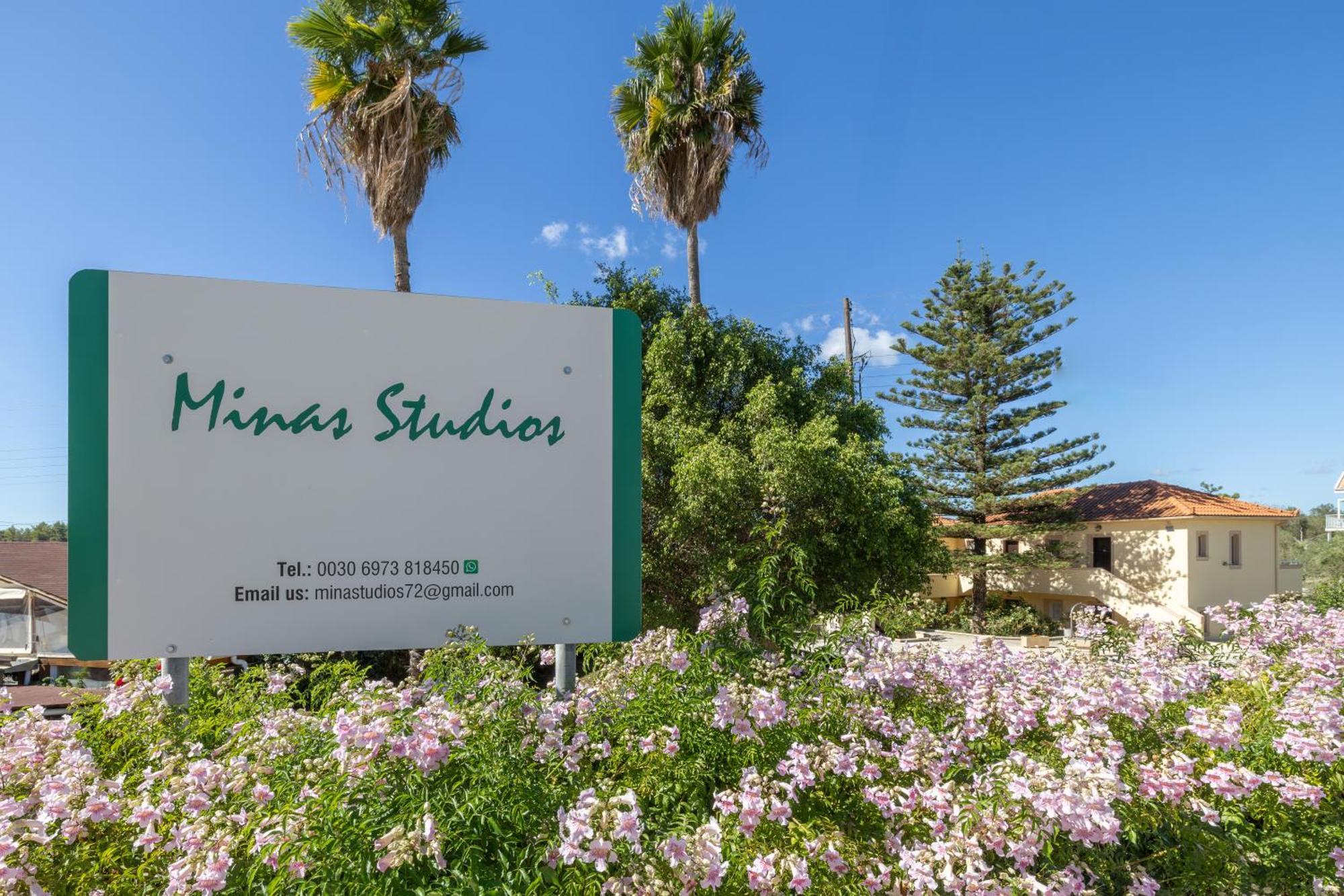 Minas Studios ラッシ エクステリア 写真